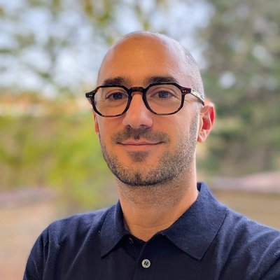 Julien G - V1A - retenu au format carré